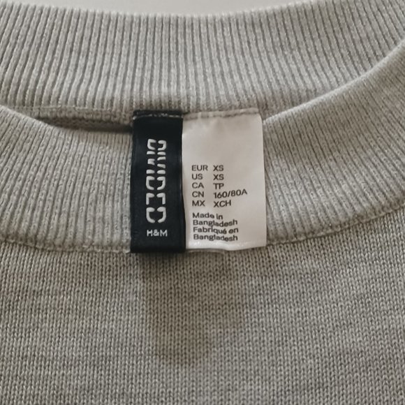 H&M Solid Grey Crop Long Sleeve Top - Picture 4 of 5